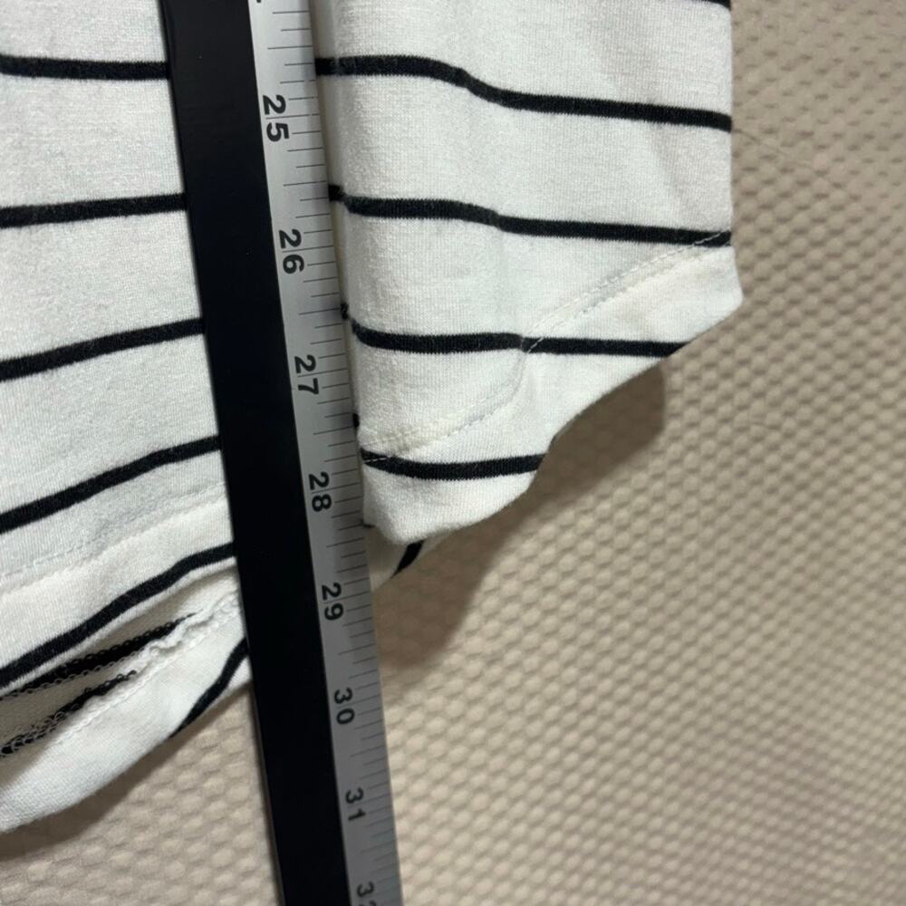 Pink Clover Women's XL Striped Raglan Top NWT White Black Pocket - Picture 9 of 10